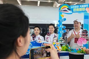 Mạch Tuệ Phong: Thành viên đội 1 Tân Cương phải ở căn cứ vào mùa giải, đây là truyền thống do Tưởng Hưng Quyền chỉ đạo để lại